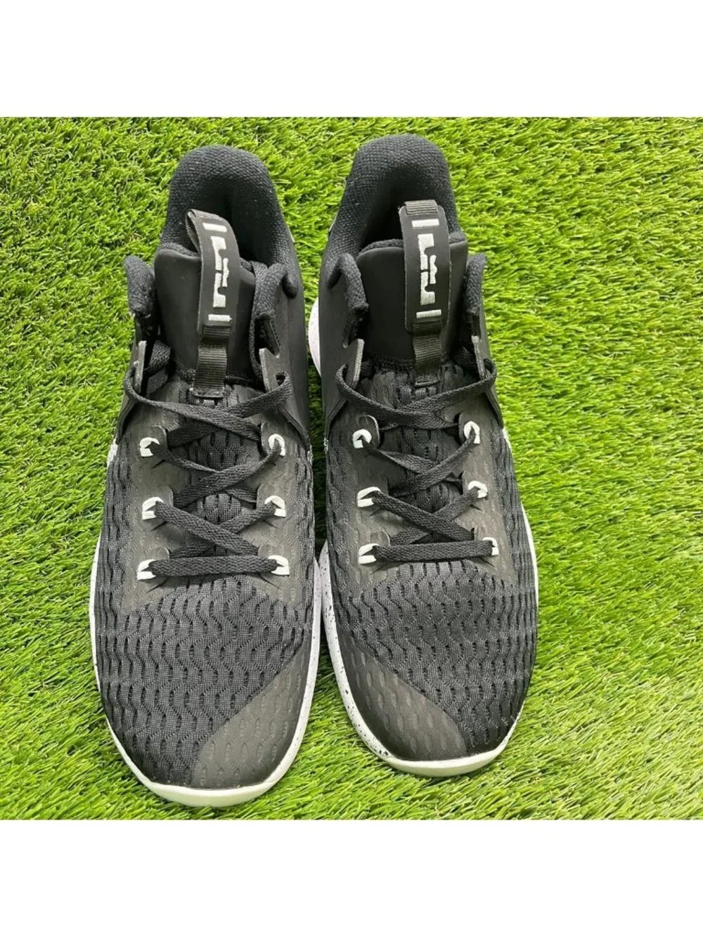 Nike please review